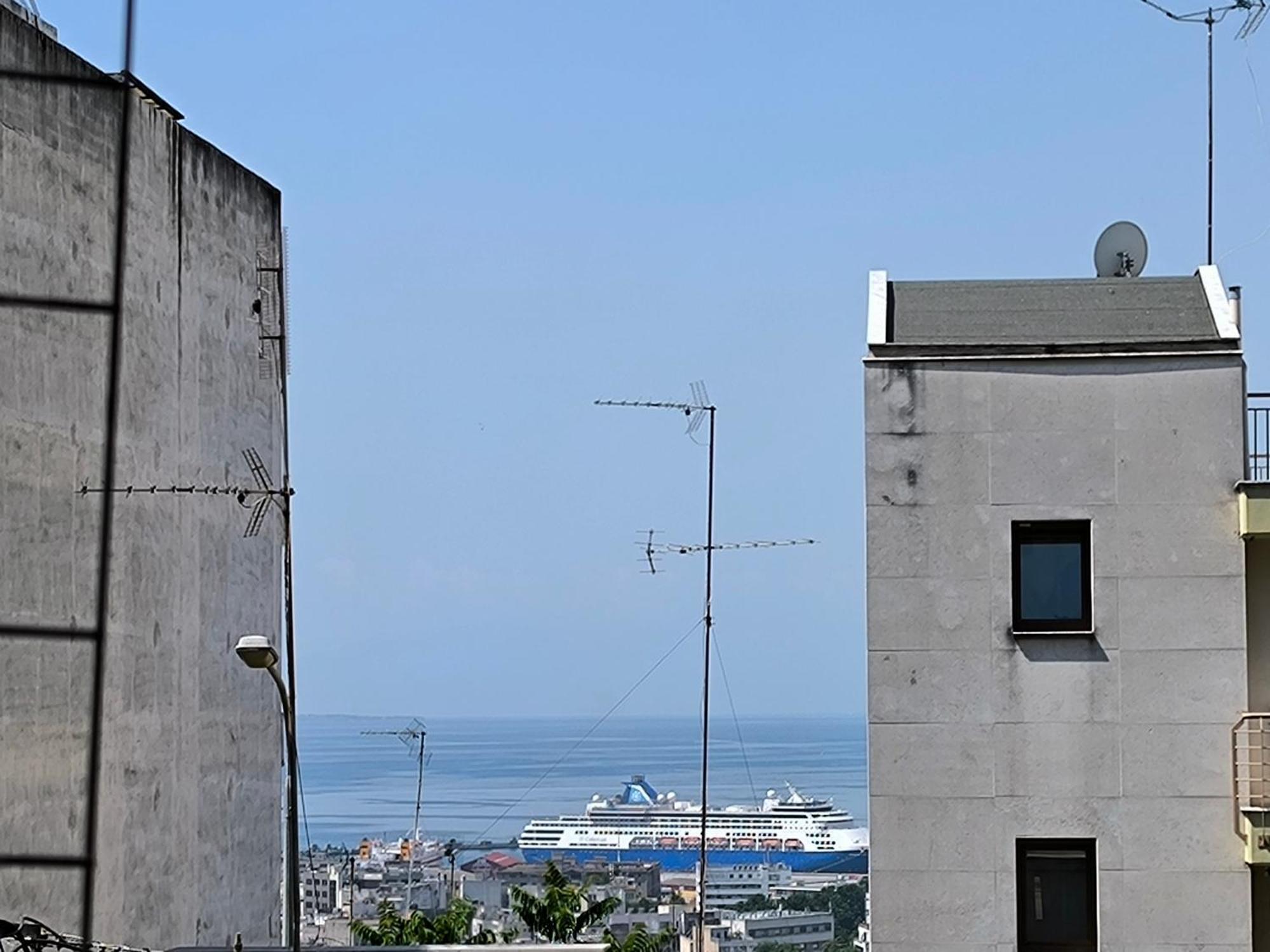 Port View, Veranda, 80 Sqm, Spacious Place For 6 Θεσσαλονίκη Εξωτερικό φωτογραφία