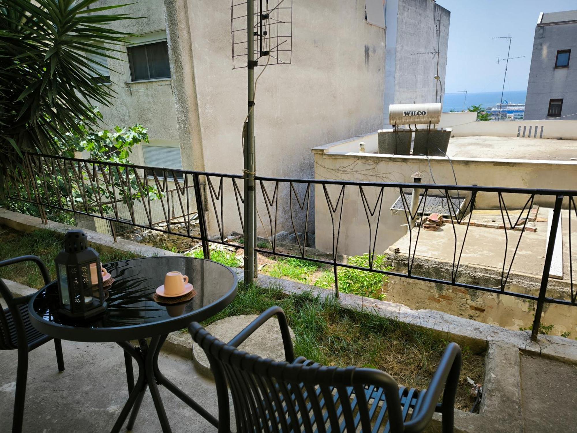 Port View, Veranda, 80 Sqm, Spacious Place For 6 Θεσσαλονίκη Εξωτερικό φωτογραφία