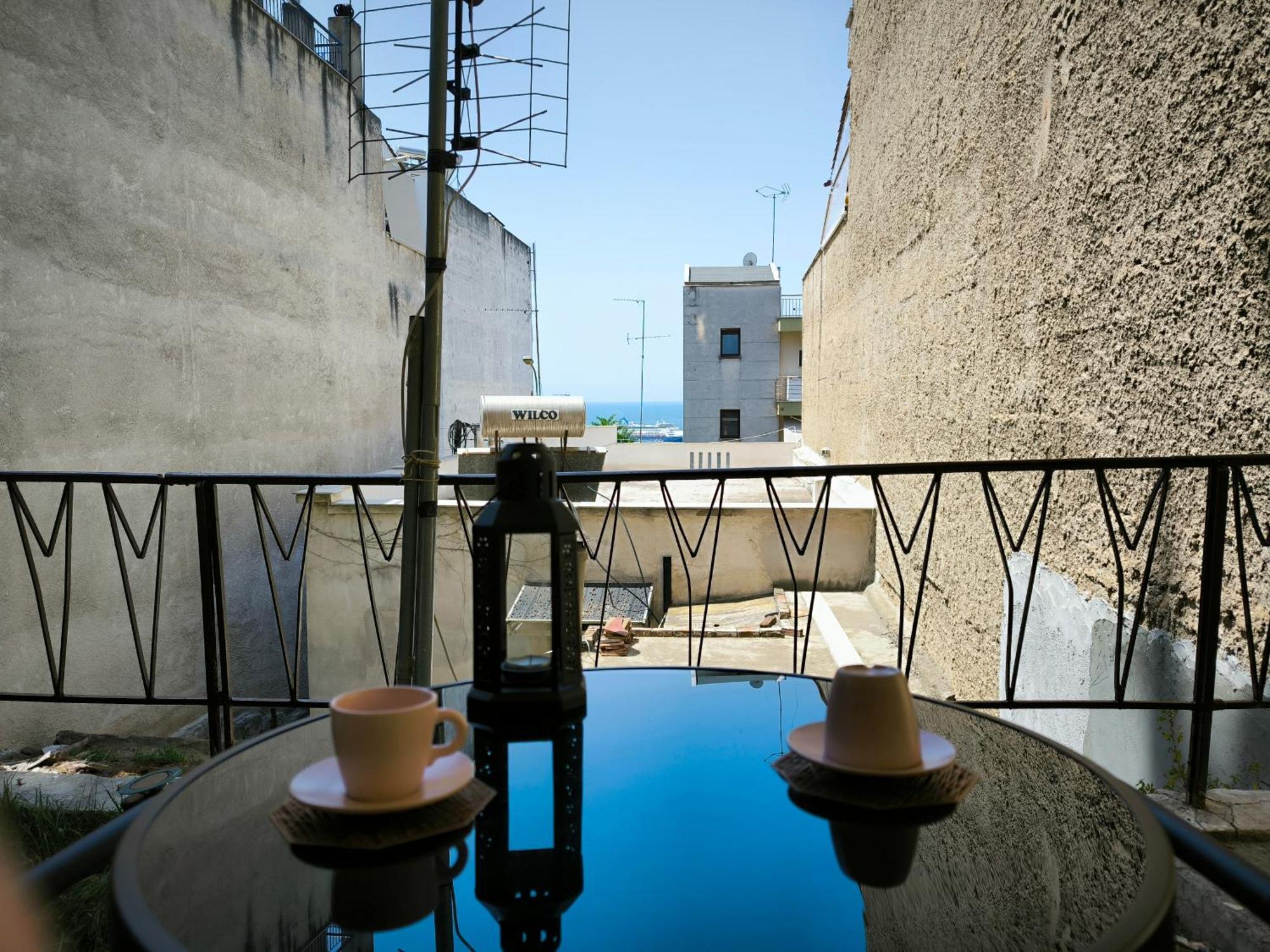 Port View, Veranda, 80 Sqm, Spacious Place For 6 Θεσσαλονίκη Εξωτερικό φωτογραφία